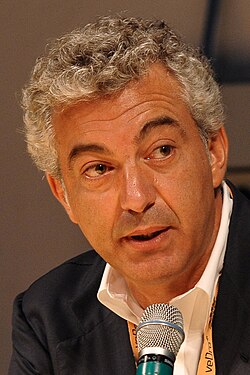 Domenico Arcuri ผู้บริหารชาวอิตาลีและอดีตผู้ดูแลวิกฤต COVID-19