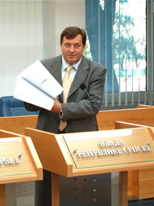 Milorad Dodik เส้นทางอำนาจและการเมืองที่พลิกผันของผู้นำชาวเซิร์บในบอสเนีย