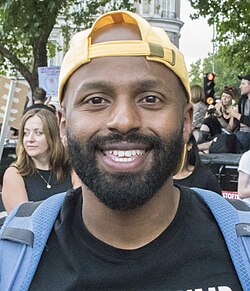Magid Magid จากผู้ลี้ภัยสู่การเป็นนายกเทศมนตรีเมืองเชฟฟิลด์และสมาชิกสภายุโรป
