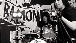 Marky Ramone มือกลองระดับตำนานผู้ขับเคลื่อนจังหวะแห่งพังก์ร็อก