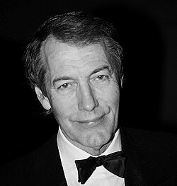 Charlie Rose เส้นทางชีวิตจากนักข่าวผู้ทรงอิทธิพลสู่มรสุมข่าวฉาว