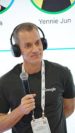 Jeff Dean อัจฉริยะผู้อยู่เบื้องหลังโครงสร้างพื้นฐานและ AI ของ Google