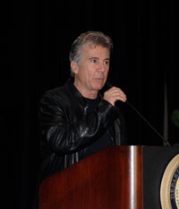 John Walsh จากความสูญเสียสู่การเป็นนักรณรงค์เพื่อสิทธิเหยื่ออาชญากรรมระดับโลก
