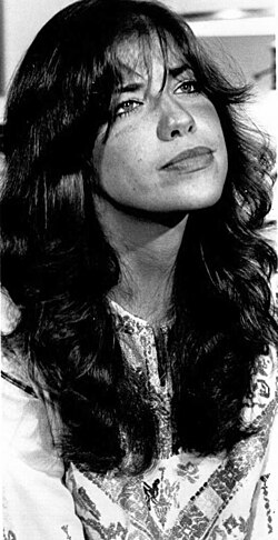 Carly Simon ศิลปินระดับตำนานผู้สร้างประวัติศาสตร์เพลงป๊อปร็อกและซอฟต์ร็อก