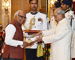 Vishnu Pandya ปราชญ์แห่งการสื่อสารและประวัติศาสตร์ผู้ทรงอิทธิพลแห่งรัฐคุชราต