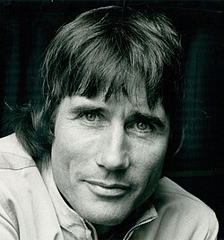 Jim Dale ศิลปินผู้มากความสามารถจากเวทีบรอดเวย์สู่เสียงพากย์แฮร์รี่ พอตเตอร์