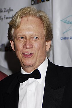 Bruce Davison นักแสดงมากฝีมือผู้สร้างตำนานผ่านผลงานกว่า 270 เรื่อง