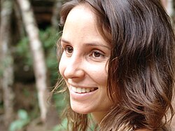 Petra Costa ผู้กำกับสารคดีระดับโลก ผู้เชื่อมโยงบาดแผลส่วนตัวเข้ากับวิกฤตการเมือง