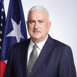Thomas Rivera Schatz นักการเมืองผู้ทรงอิทธิพลและประธานวุฒิสภาปวยร์โตริโก