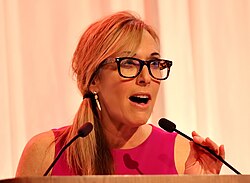 Linda Cohn ตำนานผู้ประกาศข่าวกีฬาหญิงผู้สร้างประวัติศาสตร์ให้ ESPN