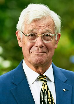 Julian Burnside นักกฎหมายสิทธิมนุษยชนและทนายความชั้นนำของออสเตรเลีย