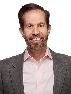 Ken Mehlman จากผู้นำพรรครีพับลิกันสู่ผู้ผลักดันสิทธิความหลากหลายทางเพศ