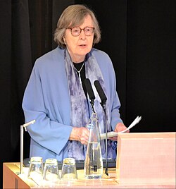 Penelope Lively นักเขียนรางวัลบุ๊กเกอร์ผู้ถักทอความทรงจำและกาลเวลา