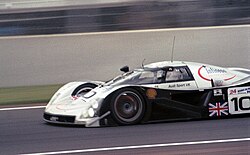 Perry McCarthy จากนักแข่ง F1 ผู้โชคร้ายสู่การเป็น The Stig ในตำนาน