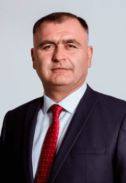 Alan Gagloev เส้นทางอำนาจจากประธานาธิบดีเซาท์โอเซเซเทียสู่ที่ปรึกษาประธานาธิบดีรัสเซีย