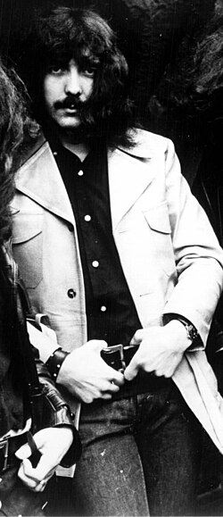 Tony Iommi บิดาแห่งเฮฟวีเมทัล ผู้เปลี่ยนโศกนาฏกรรมให้เป็นเสียงดนตรีระดับตำนาน