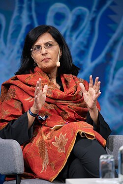 Sania Nishtar ผู้นำด้านสาธารณสุขระดับโลกและผู้ขับเคลื่อนนโยบายเพื่อสังคม