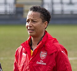 Hope Powell ตำนานผู้บุกเบิกและผู้พลิกโฉมฟุตบอลหญิงทีมชาติอังกฤษ