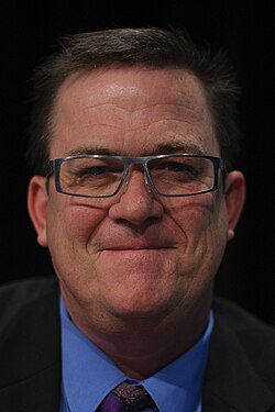 Sean Plunket เส้นทางชีวิตนักข่าวผู้ทรงอิทธิพลและผู้ก่อตั้ง The Platform