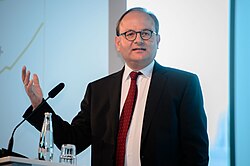 Ottmar Edenhofer ผู้เชี่ยวชาญระดับโลกด้านเศรษฐศาสตร์การเปลี่ยนแปลงสภาพภูมิอากาศ