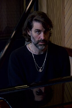 Andrew Wyatt อัจฉริยะเบื้องหลังเพลงฮิตระดับโลกและผู้ชนะรางวัลออสการ์