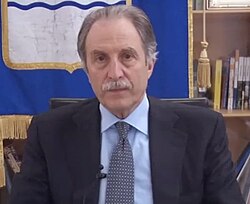 Vito Bardi เส้นทางจากนายพล Guardia di Finanza สู่ประธานาธิบดีแห่ง Basilicata