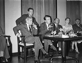 George Stevens Jr. ผู้บุกเบิกวงการภาพยนตร์และผู้ก่อตั้งสถาบัน AFI
