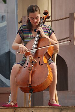 Natalie Haas นักเชลโลสาวผู้ผสานโลกดนตรีคลาสสิกและโฟล์กสก็อตแลนด์