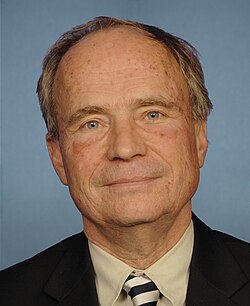Charles Bass นักการเมืองสายกลางผู้ทรงอิทธิพลแห่งรัฐนิวแฮมป์เชียร์