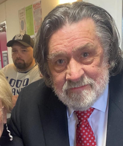 Ricky Tomlinson นักแสดงผู้เป็นตำนานและนักเคลื่อนไหวทางสังคมจากลิเวอร์พูล