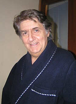Tom Conti นักแสดงระดับตำนานผู้ครองรางวัล Tony และ Olivier