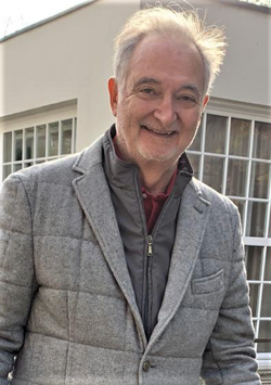 Jacques Attali นักคิดผู้กำหนดทิศทางเศรษฐกิจและผู้พยากรณ์อนาคตระดับโลก