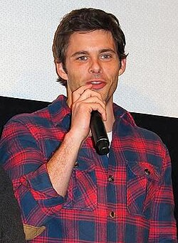 James Marsden เส้นทางชีวิตและผลงานจากซูเปอร์ฮีโร่สู่เจ้าพ่อคอมเมดี้