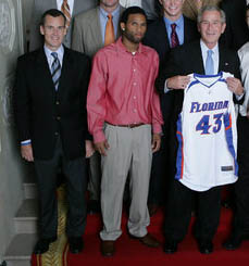 Billy Donovan เส้นทางจากนักบาสเกตบอลสู่โค้ชระดับตำนานผู้สร้างประวัติศาสตร์ NCAA และ NBA