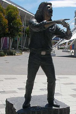 John Farnham ตำนานเสียงทองผู้ครองชาร์ตเพลงออสเตรเลีย 5 ทศวรรษ