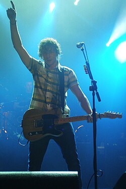 Danny Jones มือกีตาร์และนักร้องนำวง McFly กับเส้นทางสายดนตรีและความสำเร็จรอบด้าน