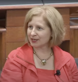 Ann Marie Lipinski เส้นทางชีวิตจากนักข่าวรางวัลพูลิตเซอร์สู่ผู้บริหารสื่อระดับโลก