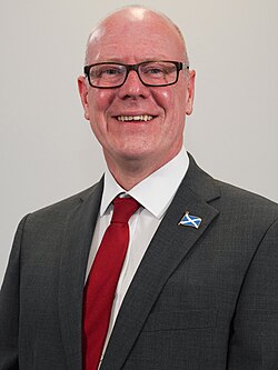 Kevin Stewart นักการเมืองผู้ทรงอิทธิพลแห่งพรรค SNP และเส้นทางการทำงานในสภาสกอตแลนด์