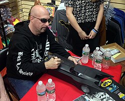 Greg Capullo ปรมาจารย์ศิลปินคอมิกส์ผู้สร้างตำนาน Batman และ Spawn