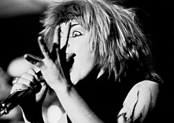 Toyah Willcox ศิลปินผู้มากความสามารถจากยุคพังก์สู่ไอคอนระดับตำนาน