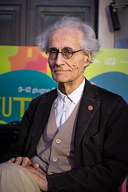 Luciano Canfora นักประวัติศาสตร์และผู้เชี่ยวชาญด้านคลาสสิกชาวอิตาลี