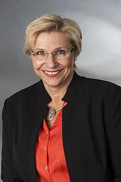 Petra Ernstberger นักการเมืองหญิงผู้ขับเคลื่อนความสัมพันธ์เยอรมัน-เช็ก