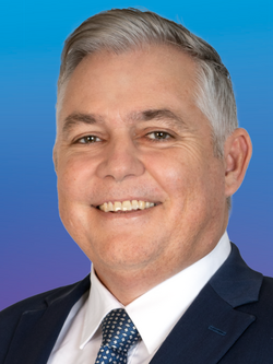 Mark Mitchell นักการเมืองผู้แข็งกร้าวและเส้นทางชีวิตจากตำรวจสู่รัฐมนตรี