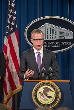 Andrew McCabe เส้นทางชีวิตจากรองผู้อำนวยการ FBI สู่มรสุมการเมืองและการต่อสู้ทางกฎหมาย