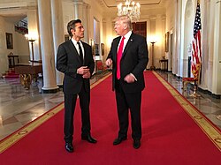 David Muir ผู้ประกาศข่าวระดับโลกและไอคอนแห่งวงการสื่อสารมวลชนสหรัฐฯ
