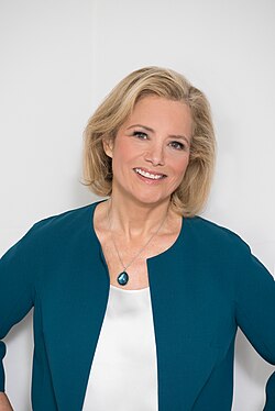 Hilary B. Rosen ผู้ทรงอิทธิพลเบื้องหลังวงการดนตรีและการเมืองสหรัฐฯ