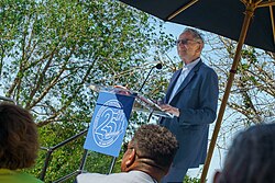 Irwin M. Jacobs ผู้บุกเบิกเทคโนโลยี CDMA และผู้ร่วมก่อตั้ง Qualcomm