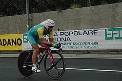 Alexander Vinokourov ตำนานนักปั่นชาวคาซัคสถานผู้ผ่านร้อนผ่านหนาวในวงการจักรยานโลก