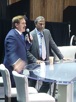 Shiva Ayyadurai กับข้อพิพาทการเป็นผู้คิดค้นอีเมลและเส้นทางชีวิตที่เต็มไปด้วยความขัดแย้ง