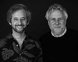 Scott Alexander และ Larry Karaszewski คู่หูนักเขียนบทผู้พลิกโฉมภาพยนตร์ชีวประวัติ